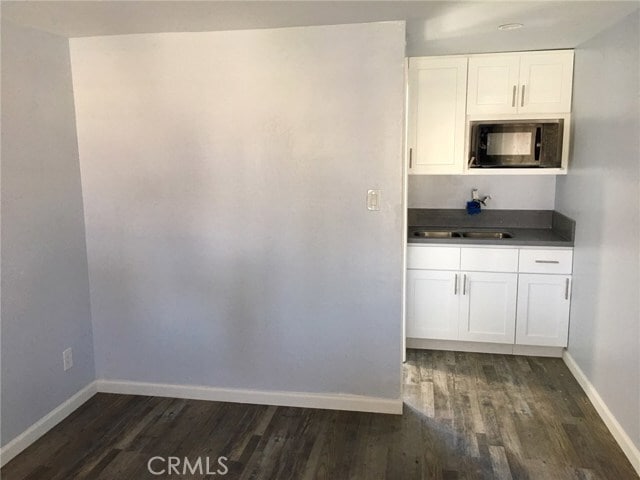 Building Photo - 8740 McCahill St