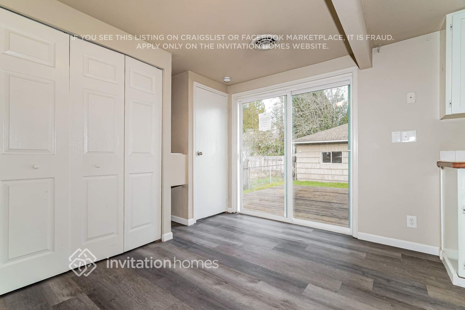 Building Photo - 2735 Locust Ave W