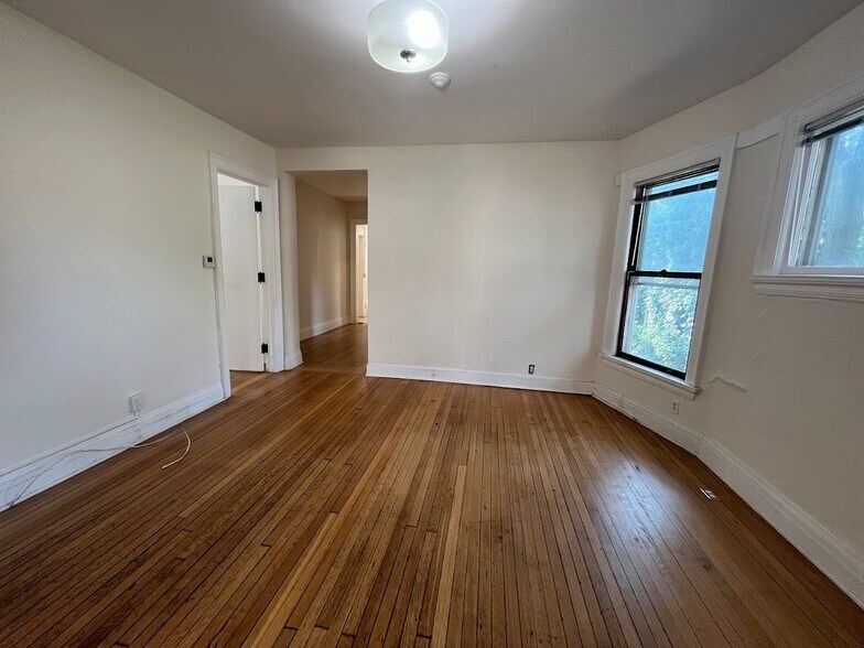 Building Photo - 225 W Gilman St