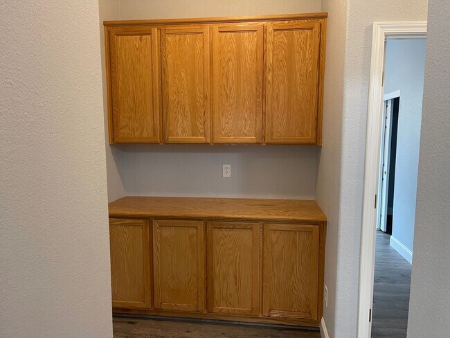 Building Photo - Immaculate 4br Pet Friendly Home in Morada