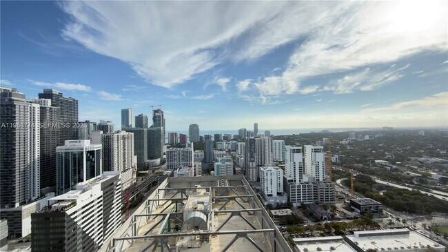 Building Photo - 185 SW 7th St