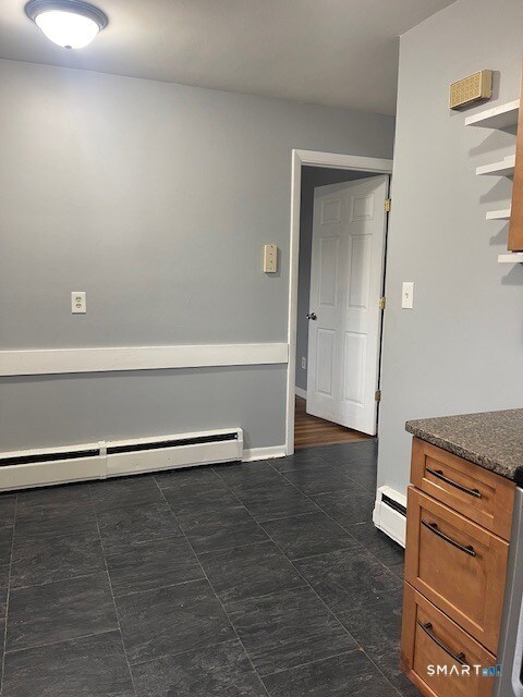 Building Photo - 16 Bluff Rd