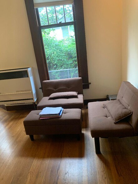 Building Photo - 2739 Dwight Way