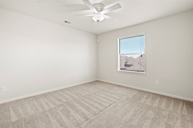 Building Photo - 8243 Mandalay Bay Dr