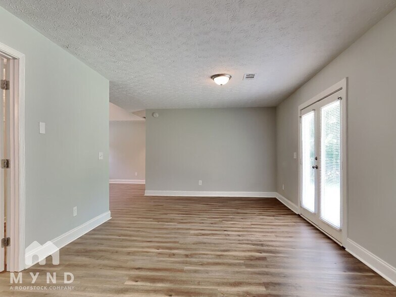Building Photo - 80 Countryside Ln