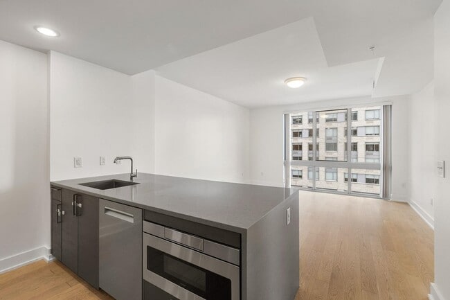 Building Photo - 201 Marin Blvd