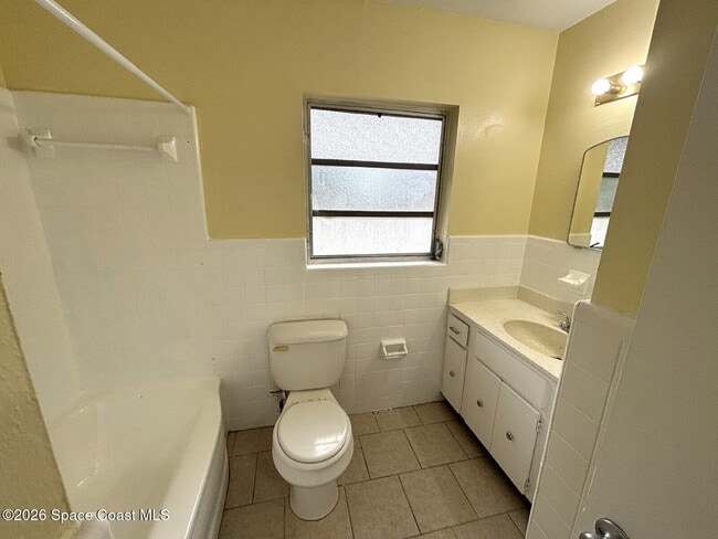 Building Photo - 1595 Hilldale Rd