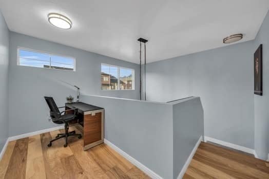 Building Photo - 585 W Life Dr