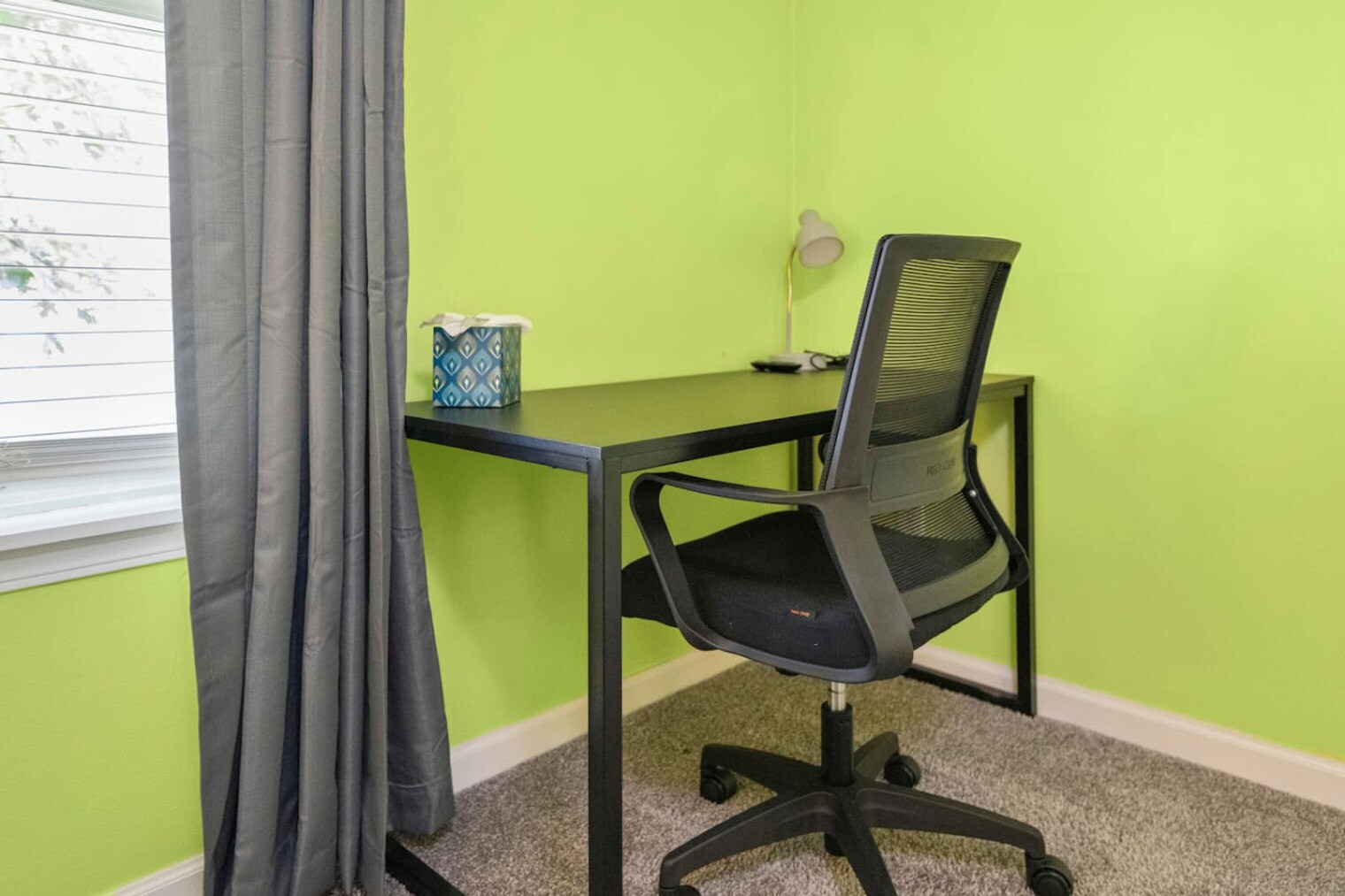 Building Photo - 784 Long Island Cir