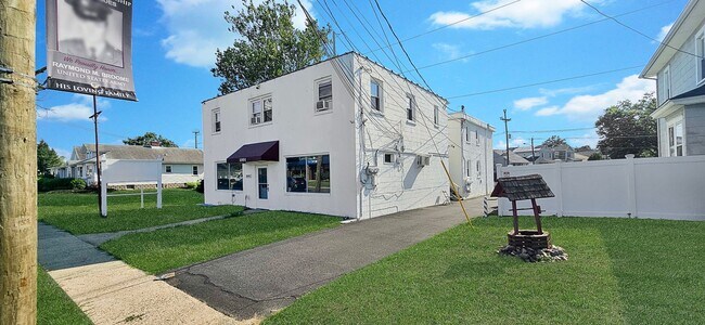 Building Photo - 1001 N Black Horse Pike