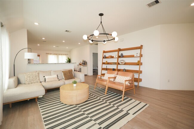 Building Photo - 8446 Manta Ray Dr
