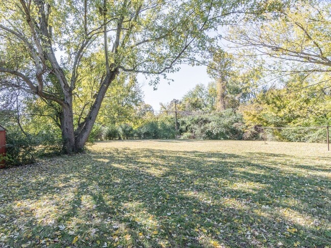 Building Photo - Renovated 3BR/2BA in Whitehaven