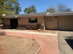 Building Photo - Riverside Home located near UCR