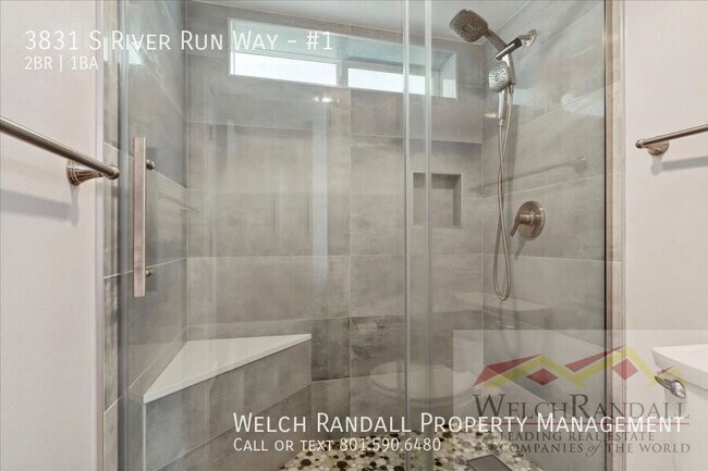 Building Photo - 3831 S River Run Wy