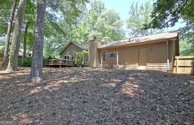 Building Photo - 102 Brookwood Path