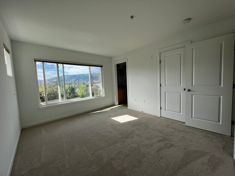 Building Photo - 21269 SE 42nd Pl