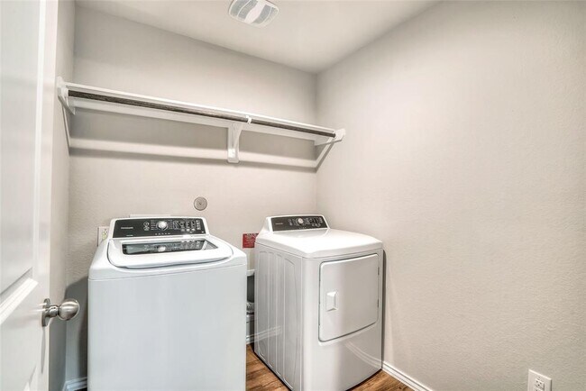 Building Photo - 14115 Windigo Ct