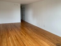 Building Photo - 23-35 Broadway Unit 6L