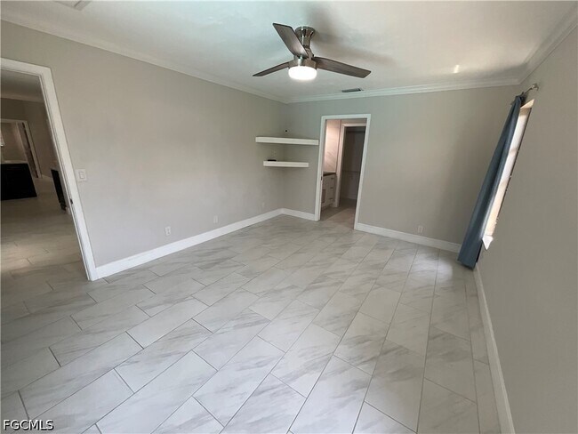 Building Photo - 20620 Pine Tree Ln