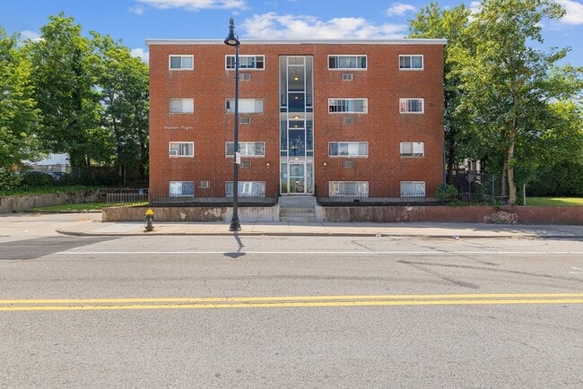 Building Photo - 135 Neponset Ave