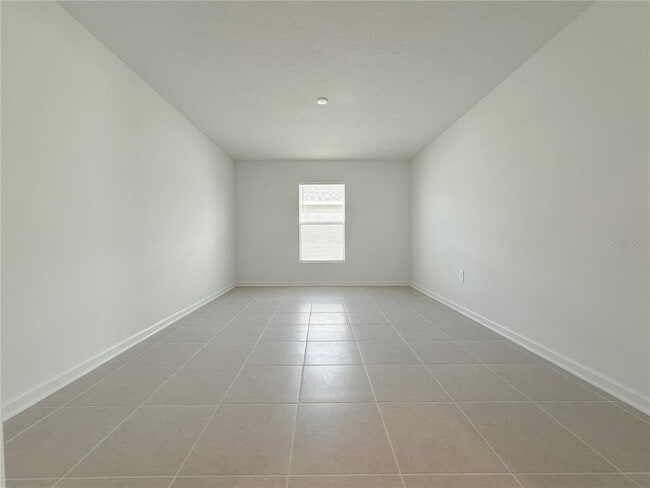 Building Photo - 2358 McKinley Dr