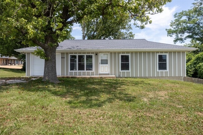 Primary Photo - 4144 Jeffco Blvd