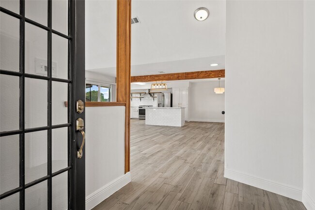 Building Photo - 1026 Oyster Bay Dr