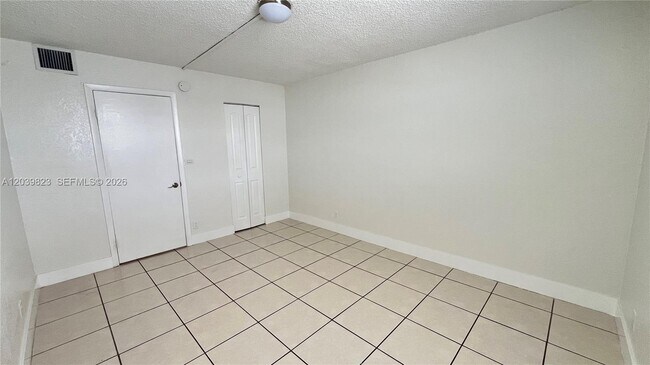 Building Photo - 4550 NW 9th St