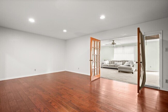 Building Photo - 611 Virginia Dr
