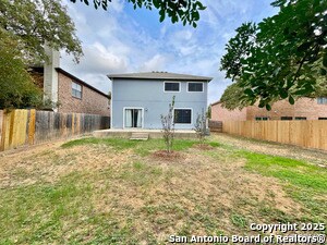 Building Photo - 8858 Roquefort