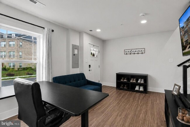 Building Photo - 2764 Bridgewater Dr