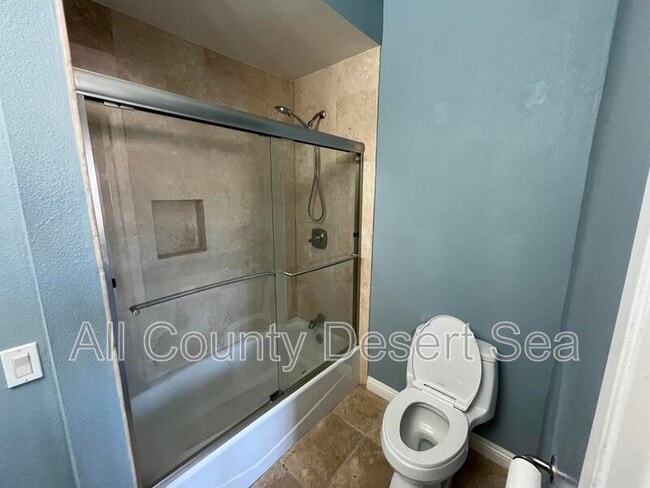 Building Photo - 4782 Tiara Dr