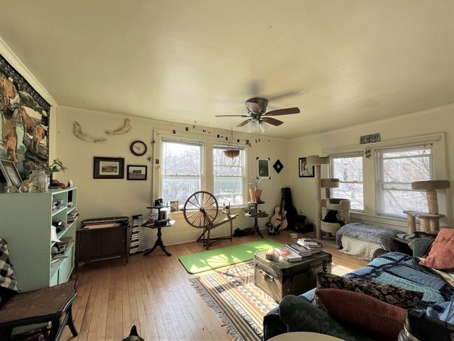 Building Photo - 148 Marston Ave