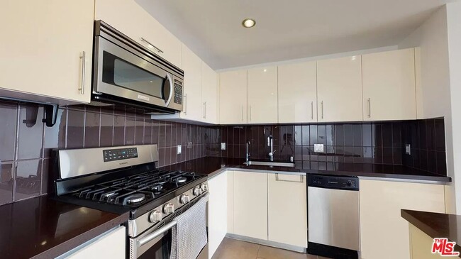 Building Photo - 1700 Sawtelle Blvd