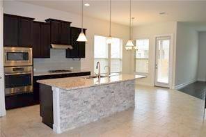 Building Photo - 704 Garner Park Dr