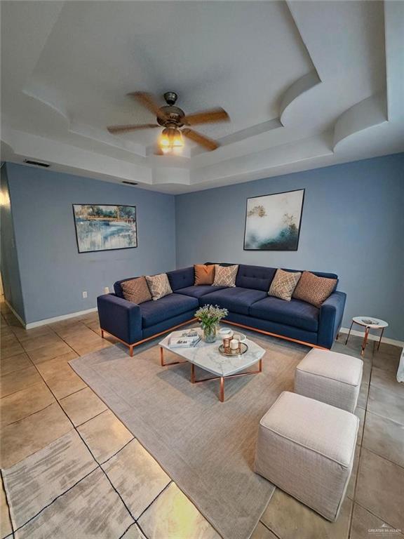 Building Photo - 15 Retama St