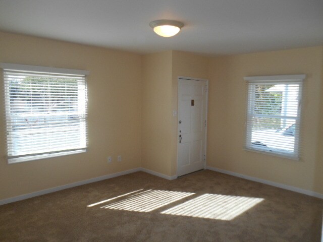 Building Photo - 803 Wheeler St