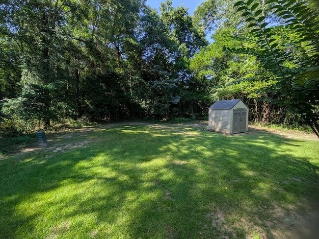 Building Photo - 124 Pepperdine Ct