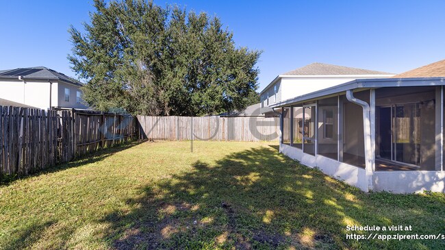 Building Photo - 16838 Cornerwood Dr