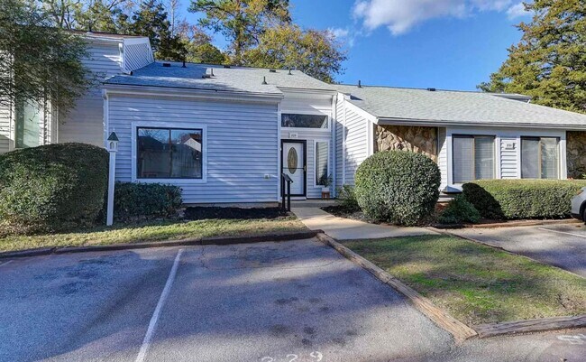 Primary Photo - 3 Bedroom 3 Bathroom Condo in Yacht Cove
