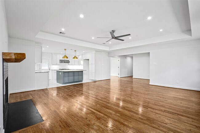 Building Photo - 4014 Tilson Ln