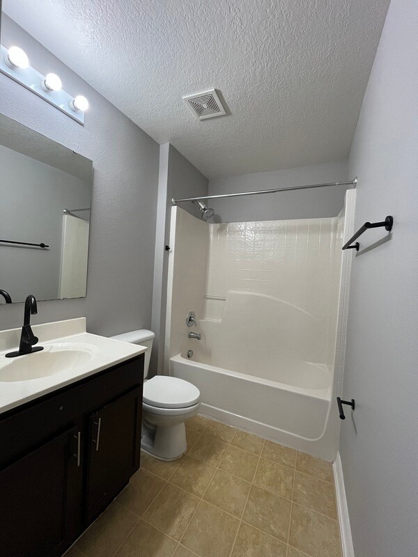 Building Photo - 1019 N Platte Way