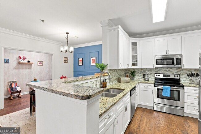 Building Photo - 512 Spring Heights Ln