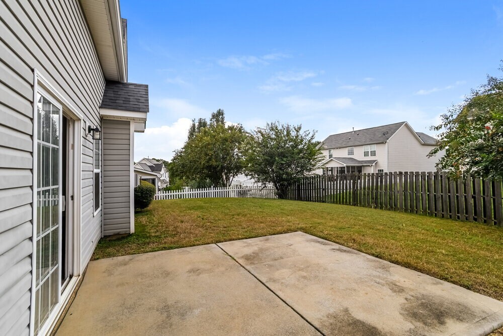 Building Photo - 2984 Clover Rd NW
