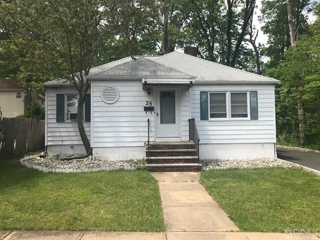 Primary Photo - 25 Billings St