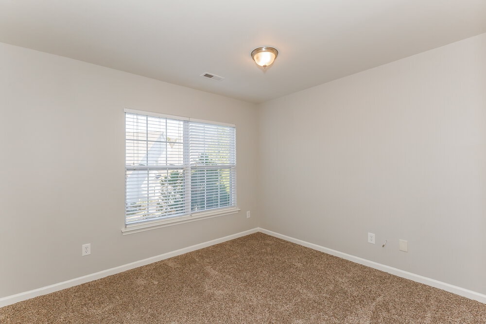 Building Photo - 2619 Rozzelles Landing Dr