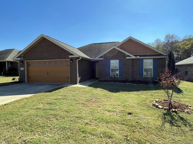 Building Photo - 106 Summerset Ln