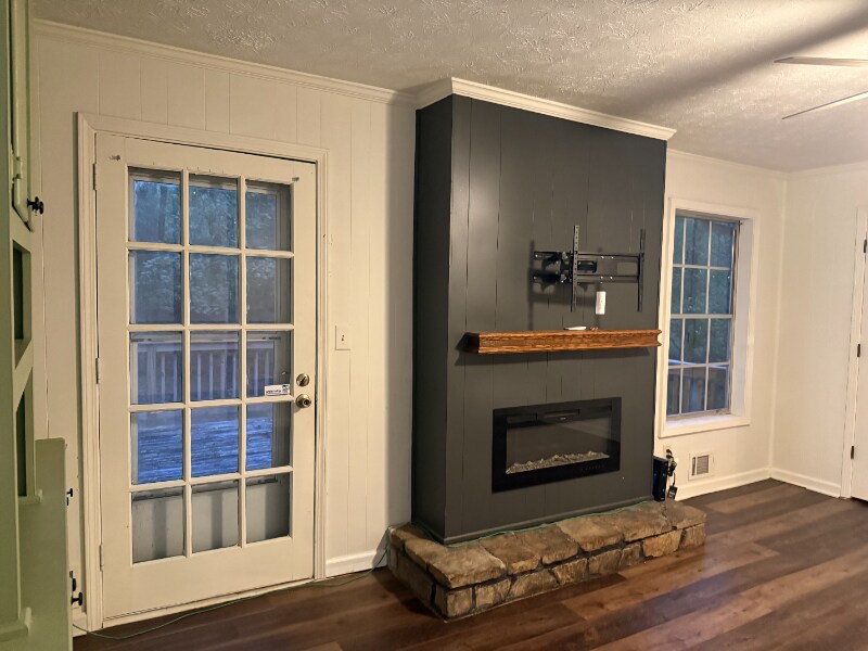 Building Photo - 4299 Mink Livsey Rd