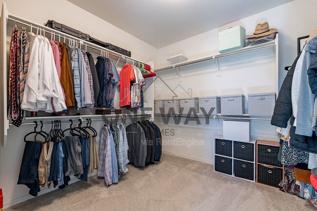 Building Photo - 5411 S Canyon Rim