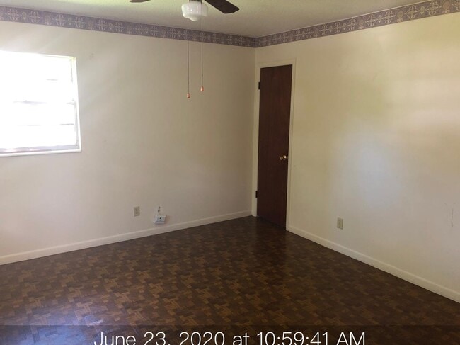 Building Photo - 2804 St Johns Ave